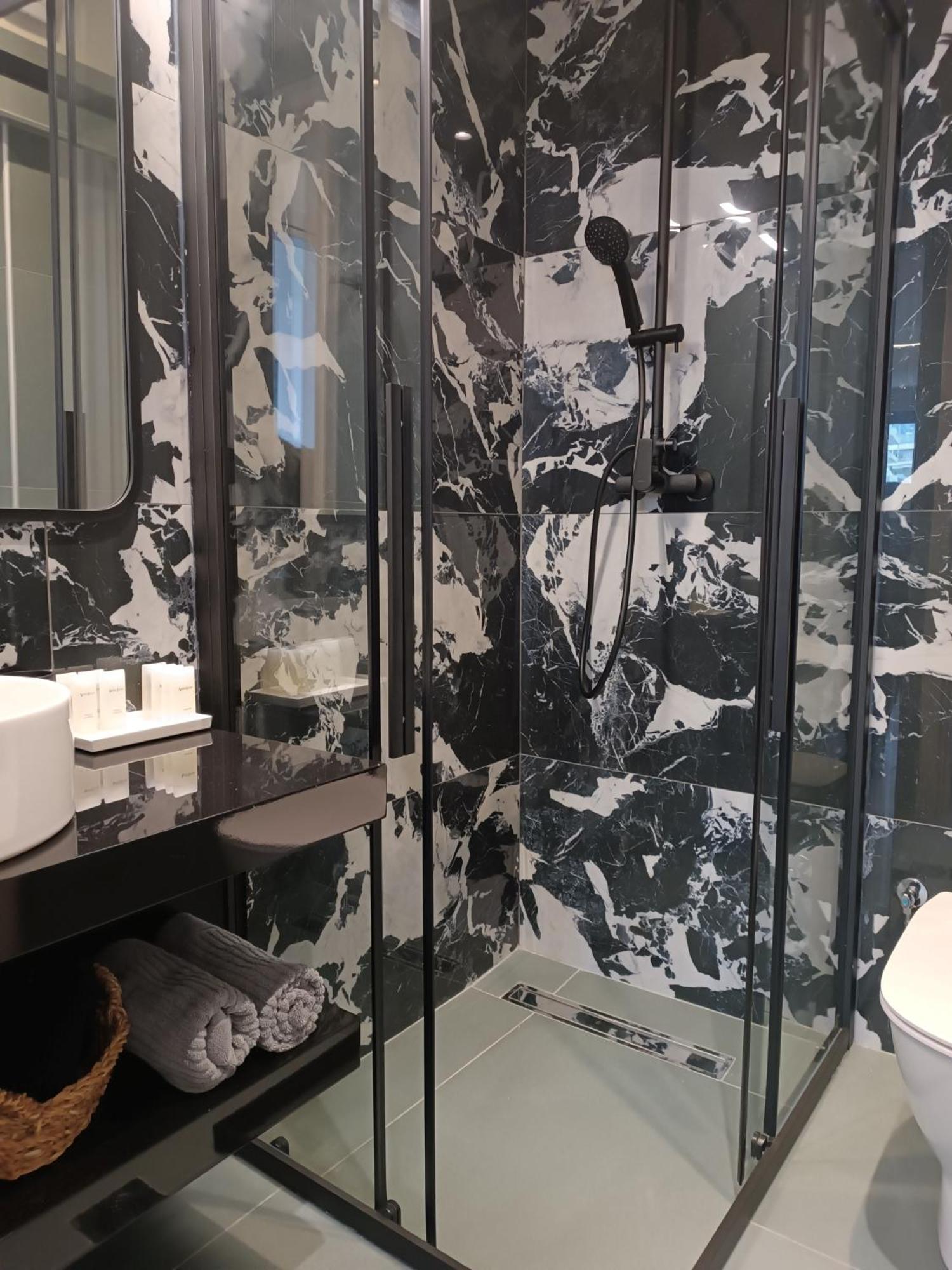 Luaz Suites Volos Eksteriør bilde